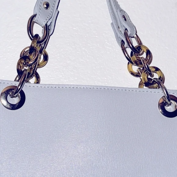 Vera Pella Soft Gray Women's Tote Bag - Picture 5 of 9